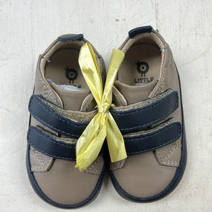 Old Soles ￼khaki and navy