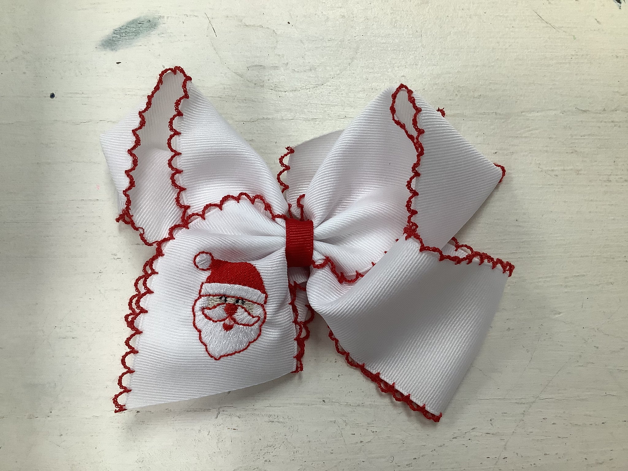 Wee Ones 1537 King Grosgrain Hair bow with Moonstitch Edge and Christmas Embroidery