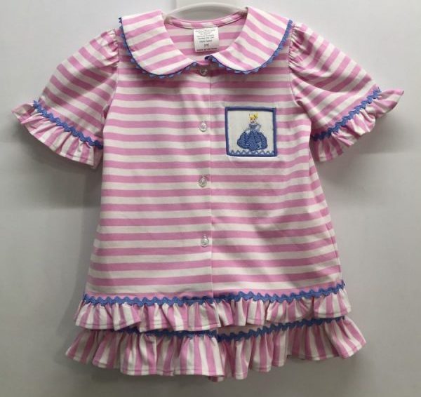 Three Sisters Smocked Knit Princesses Short Set (STHE)