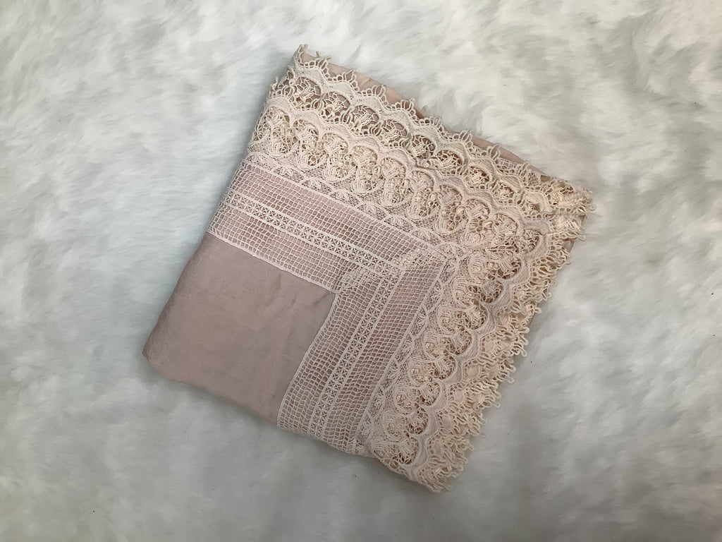 Miss Rose Sister Violet YAP07B Pink Lace Blanket (STHE)