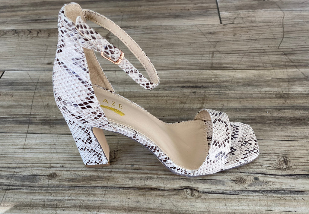 Glaze Tan Snake Skin Kicks