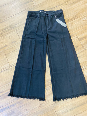 Tractor Black Crop Jeans