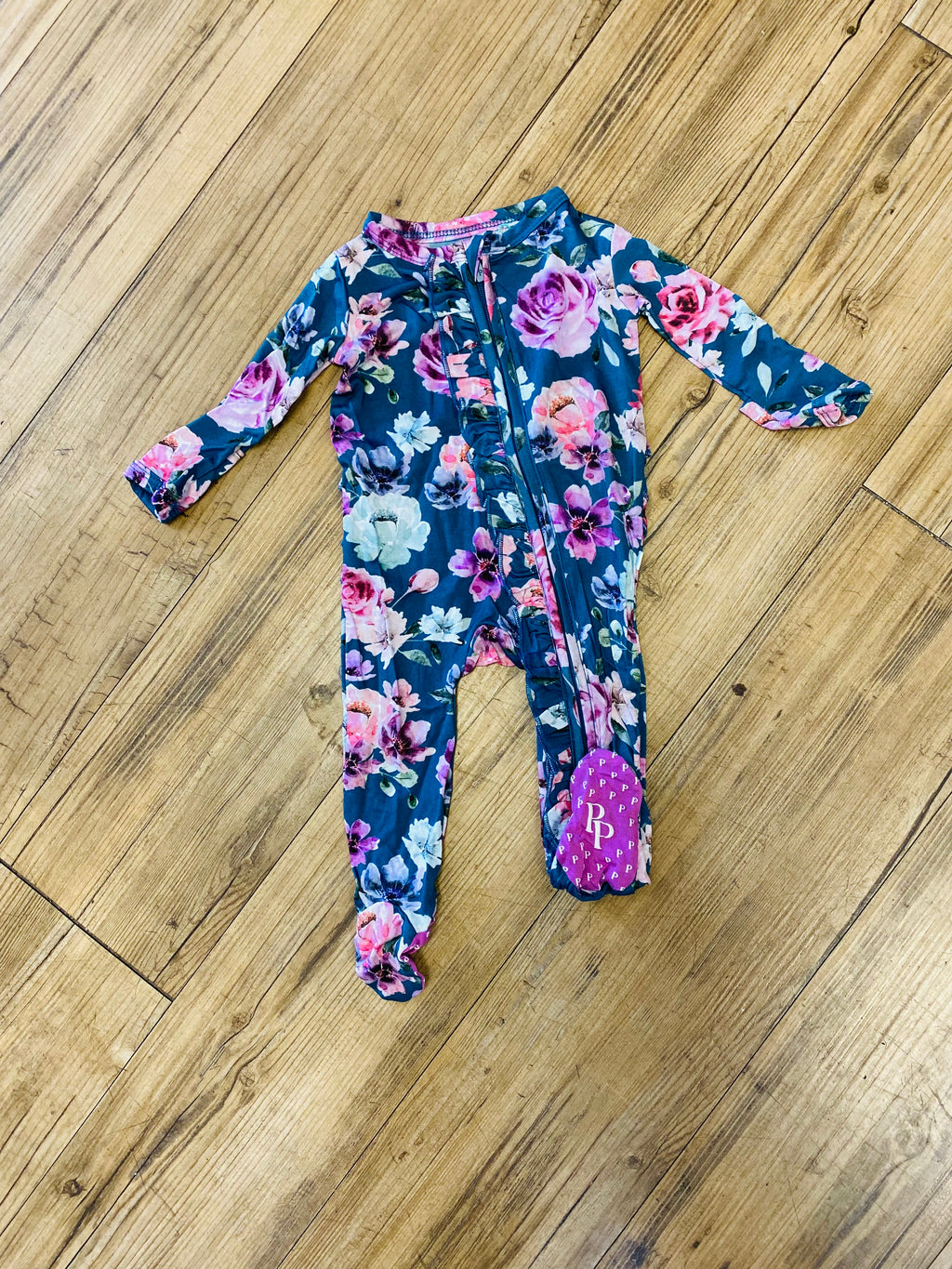 Posh Peanut Keisha Flower Ruffled Footie (STHE)